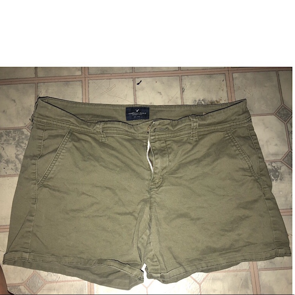 Green American Eagle shorts